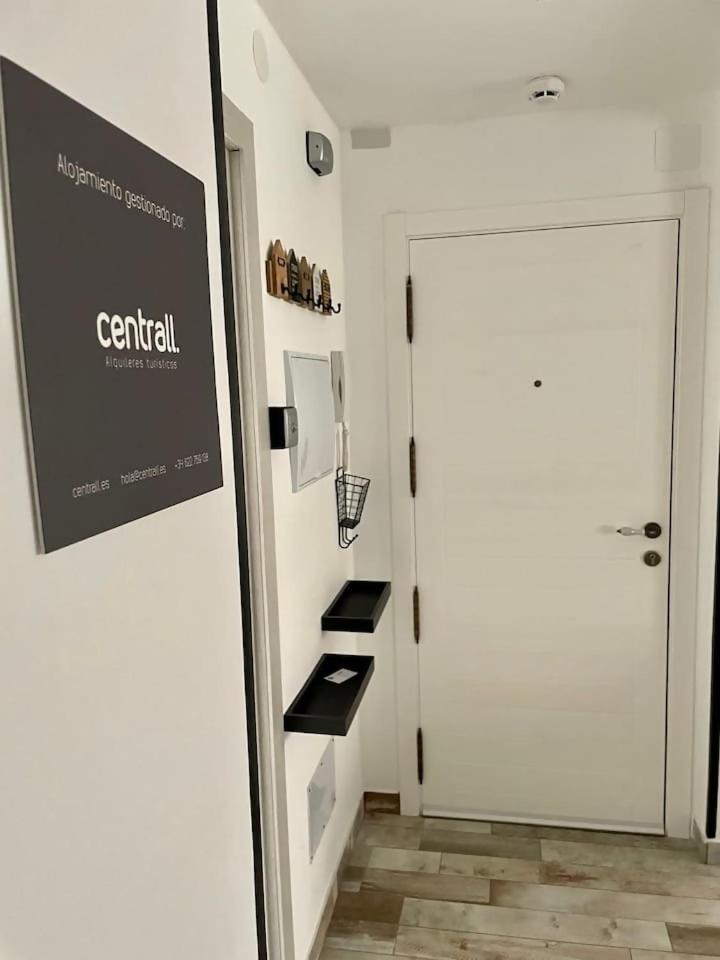 Apartamento 3 Hab Con Parking Junto A La Playa Nerja Zewnętrze zdjęcie